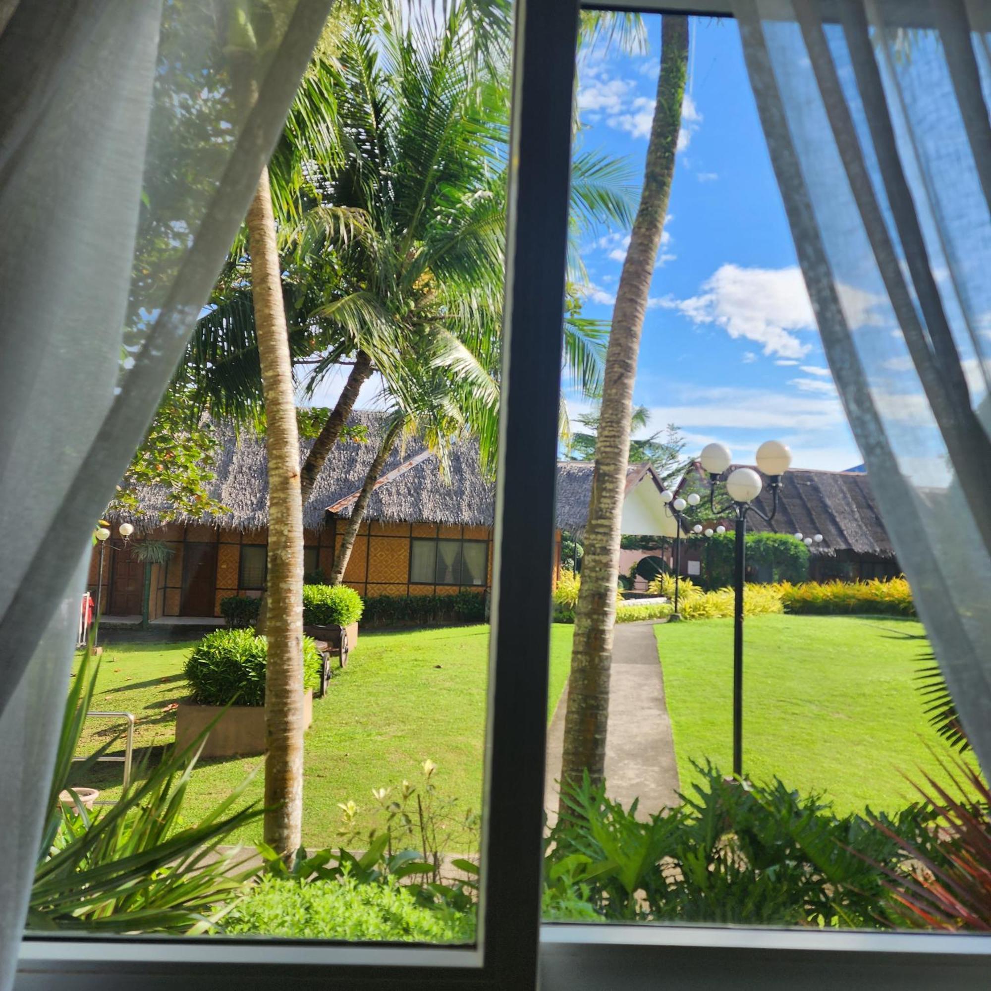 Hotel Tomasa Alona Kew White 3*